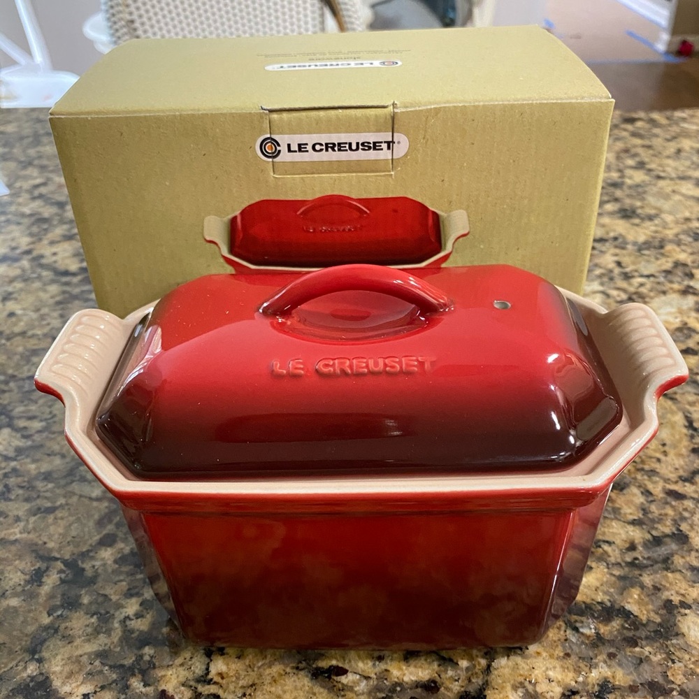 NIB Le Creuset Terrine Dish with press